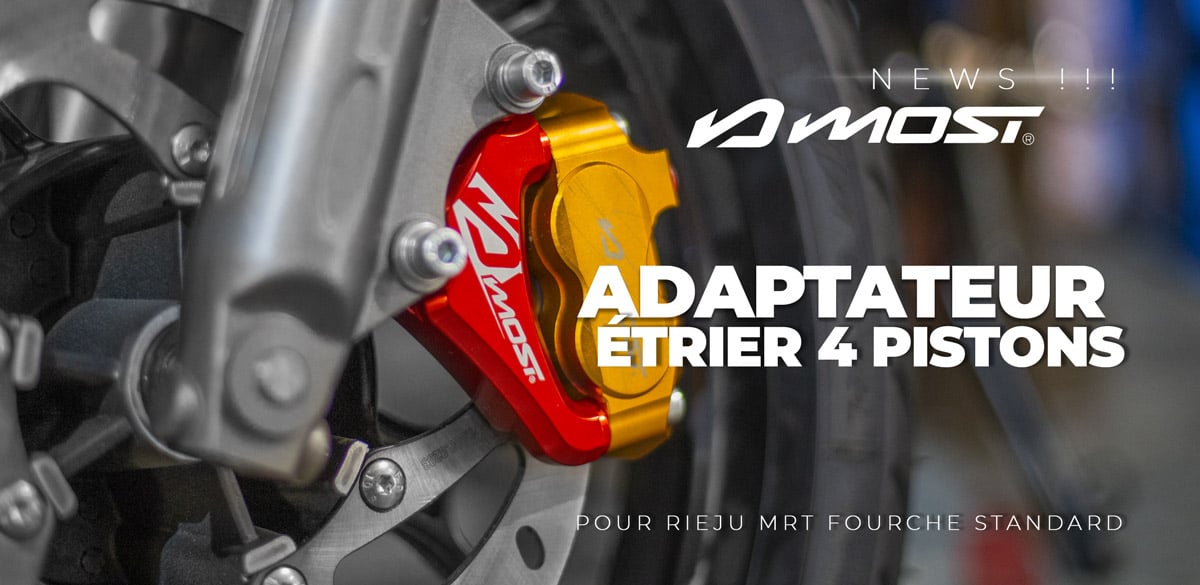 Image de présentation des pattes d'adaptation pour fixer un étrier de frein 4 pistons sur une fourche classique de Rieju MRT 50cc