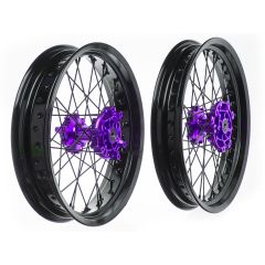 Llantas delantera y trasera de radios Terzo aro negro buje lila