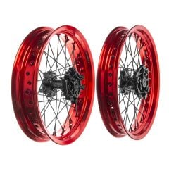 Llantas delantera y trasera de radios Terzo aro rouge buje negro