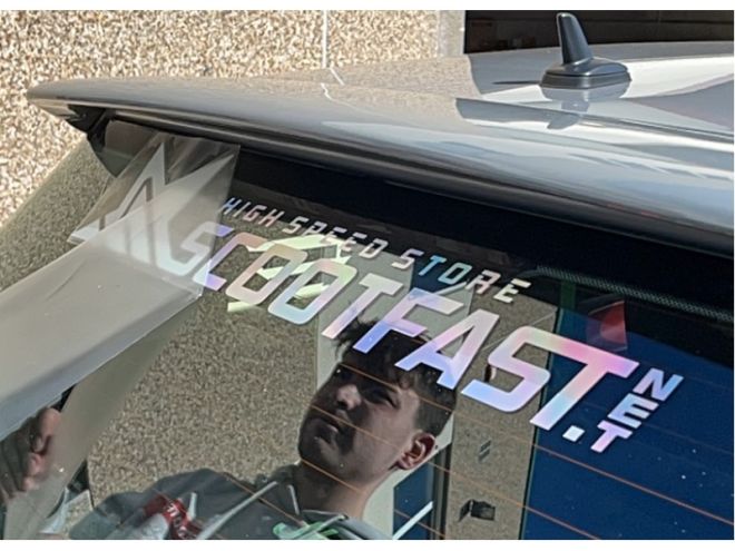 Sticker de pare-brise voiture ScootFast holographique
